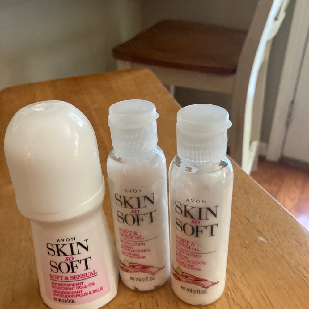 Skin So Soft Deodorant and Mini Body Lotions